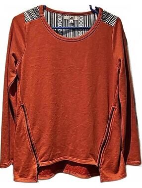YA Los Angeles  long sleeve top. Size s
